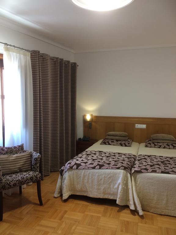 Al Center Aveiro Alojamento Local Hotel Esterno foto
